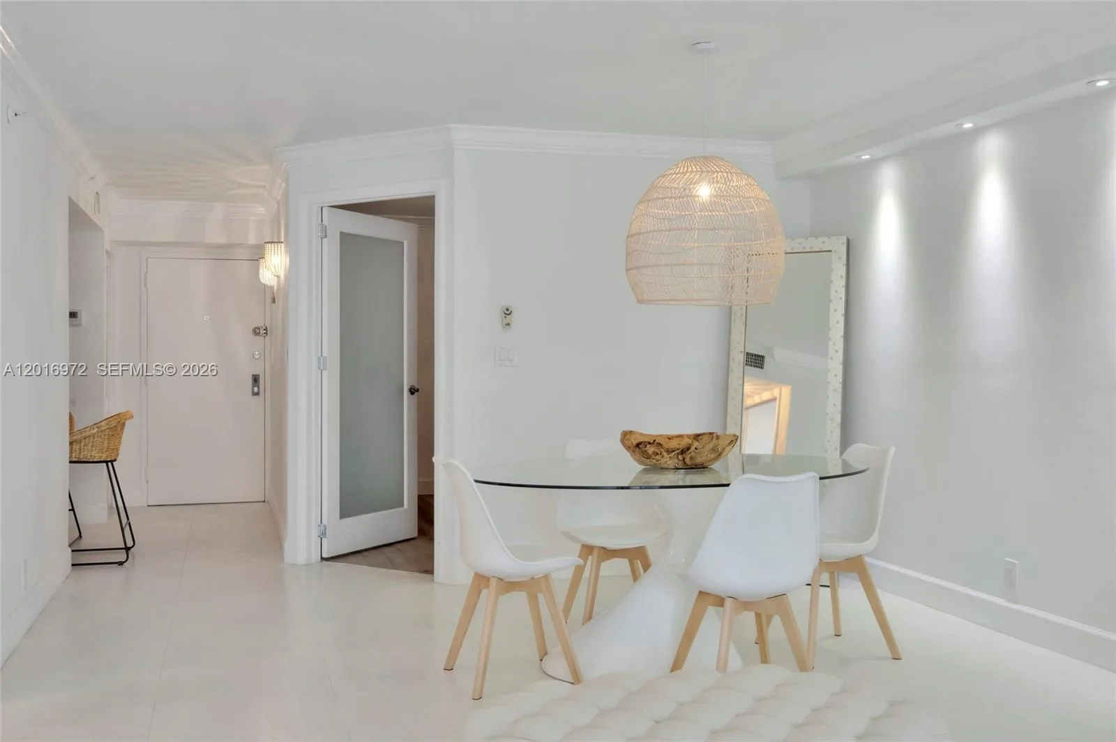2401 Collins Ave # 1805, Miami Beach, FL 33140 photo 2