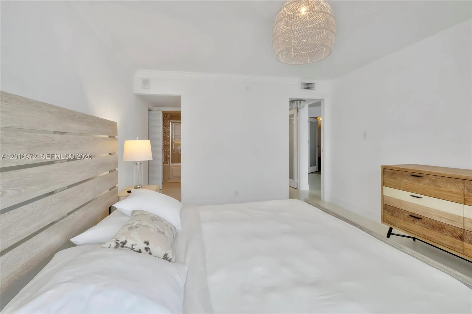 2401 Collins Ave # 1805, Miami Beach, FL 33140 photo 4