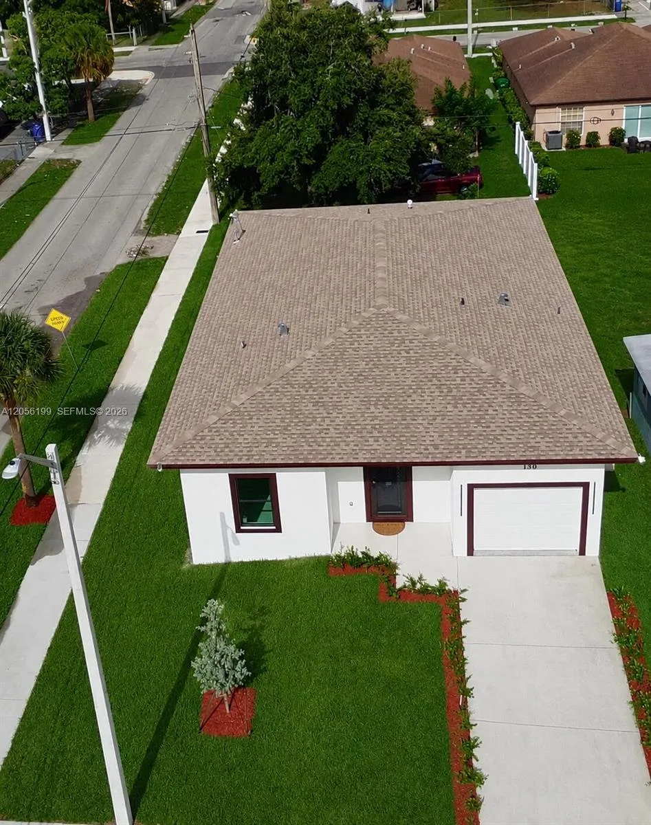 130 NW 28th Ter, Fort Lauderdale, FL 33311