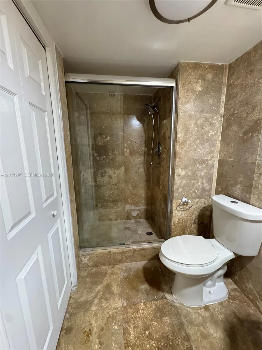 215 Lakeview Dr # 105, Weston, FL 33326 photo 7