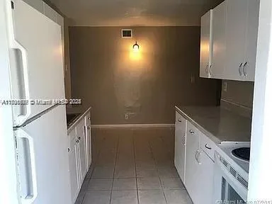 624 SW 16th Ave # C, Fort Lauderdale, FL 33312 photo 13