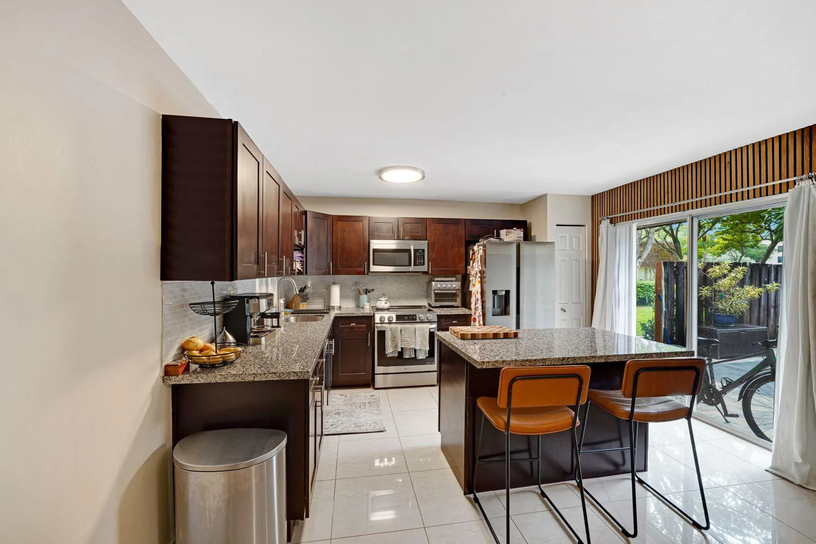 8910 SW 20th Place # A-23, Davie, FL 33324