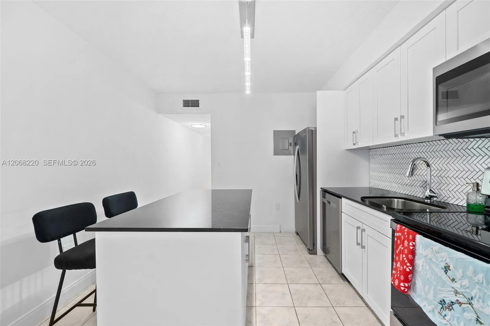 515 SW 3rd St # 6, Miami, FL 33130 photo 5