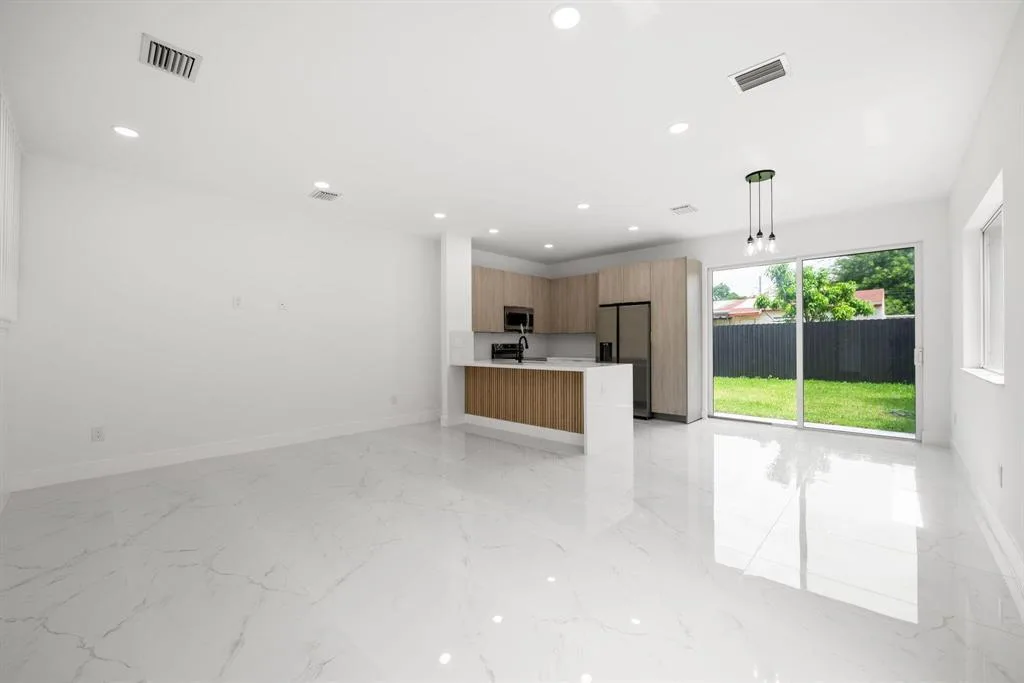 1357 NW 42nd Street # 1357, Miami, FL 33142