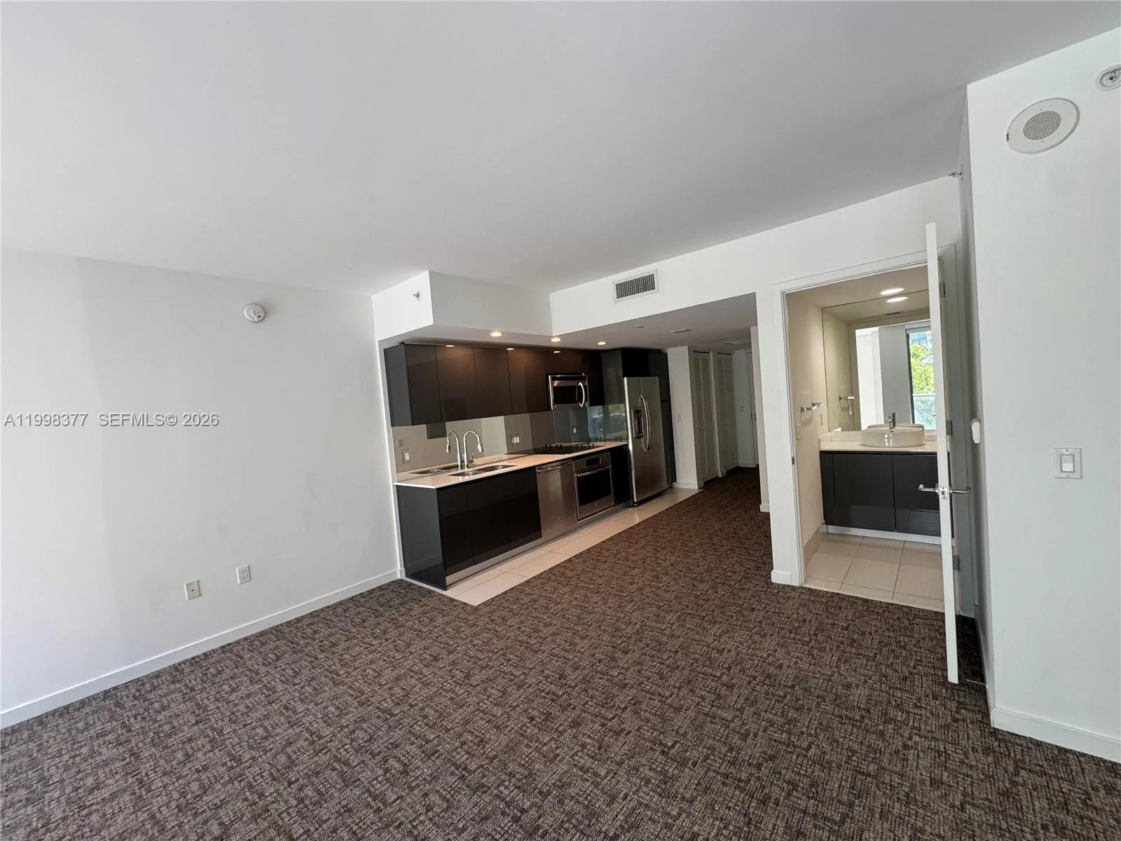 31 SE 6th St # 305, Miami, FL 33131 photo 8