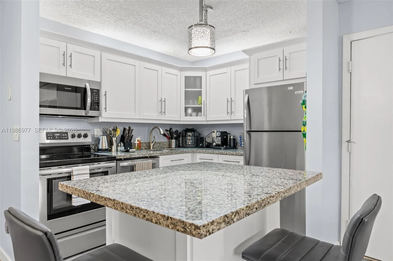 10709 W Clairmont Cir # 111, Tamarac, FL 33321 photo 2