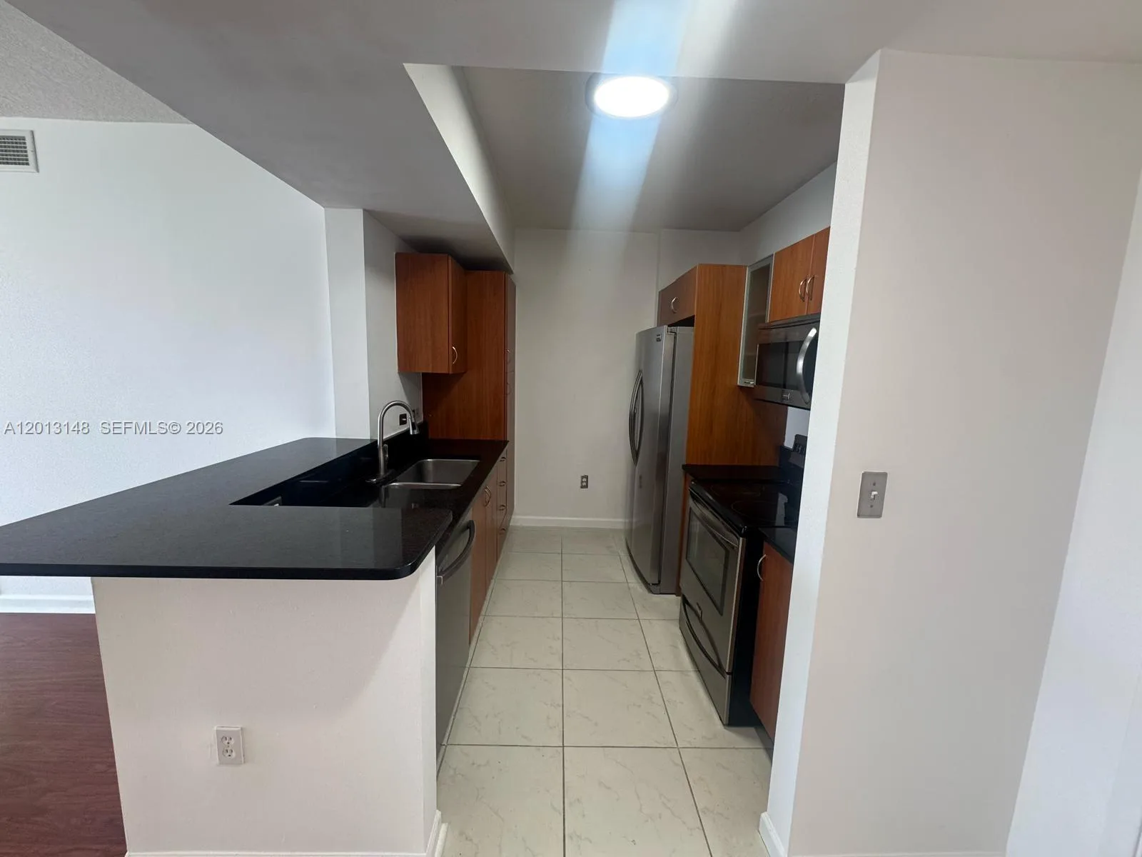 2775 NE 187th St # 629, Aventura, FL 33180