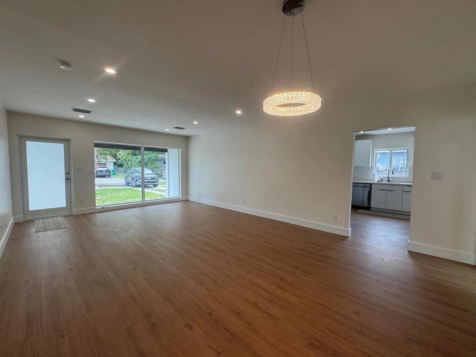 725 NE 160th Terrace, Miami, FL 33162 photo 10