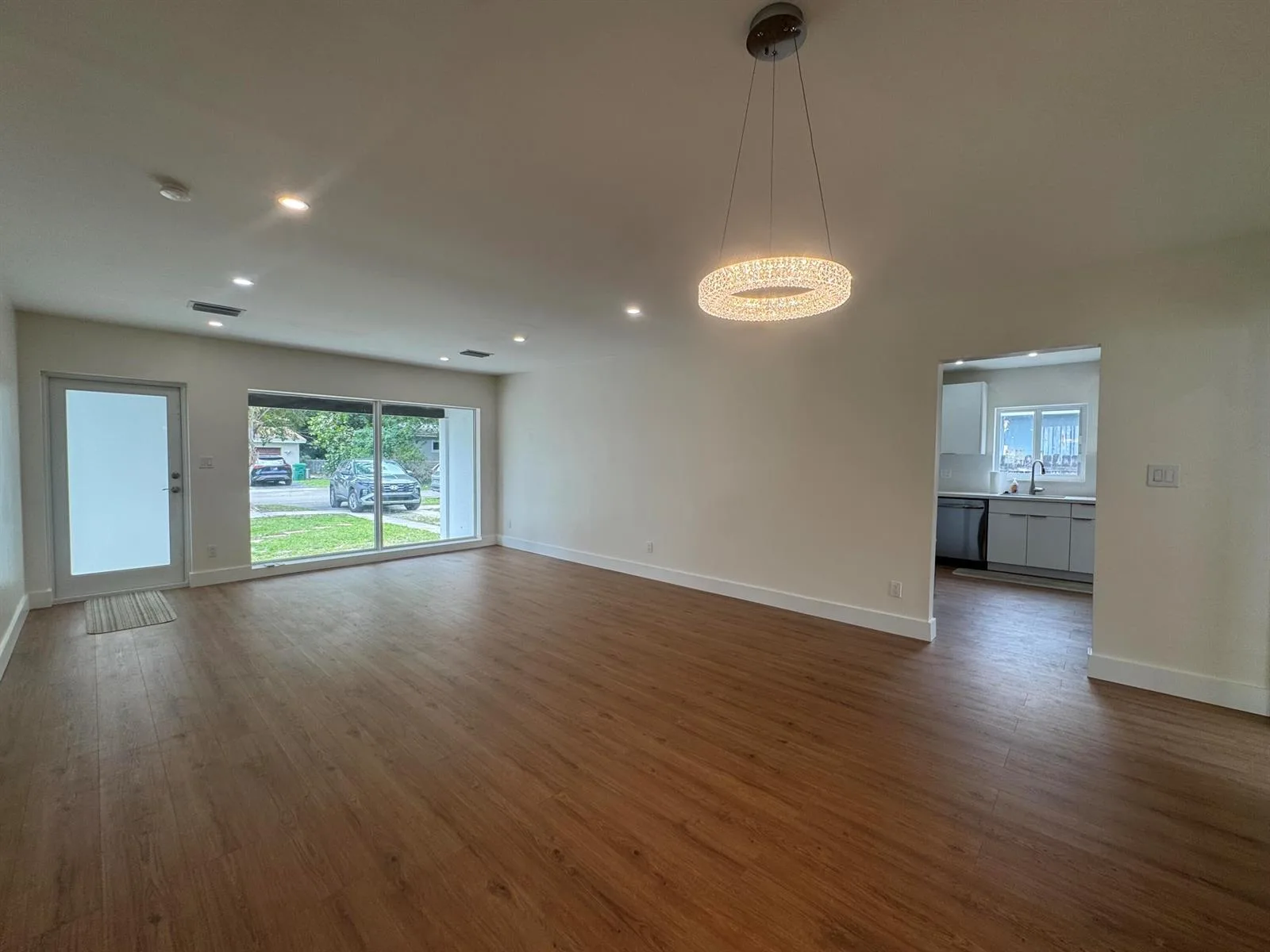 725 NE 160th Terrace, Miami, FL 33162 photo 11