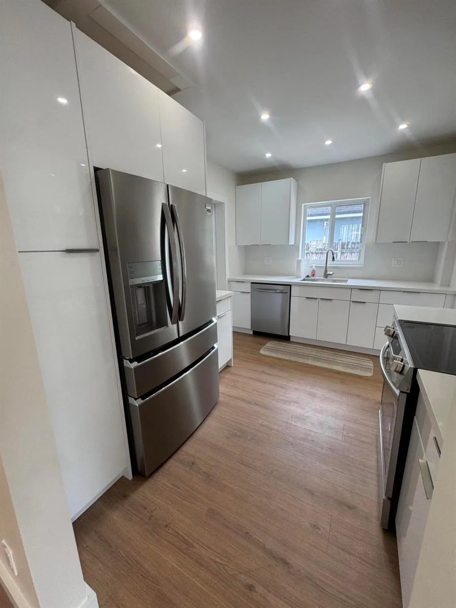 725 NE 160th Terrace, Miami, FL 33162 photo 7