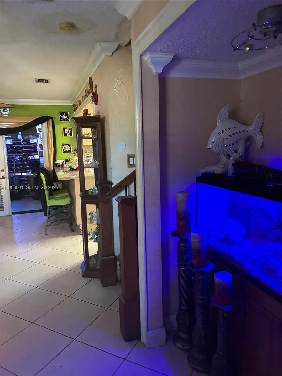 2530 W 60th Pl # 103-17, Hialeah, FL 33016 photo 7