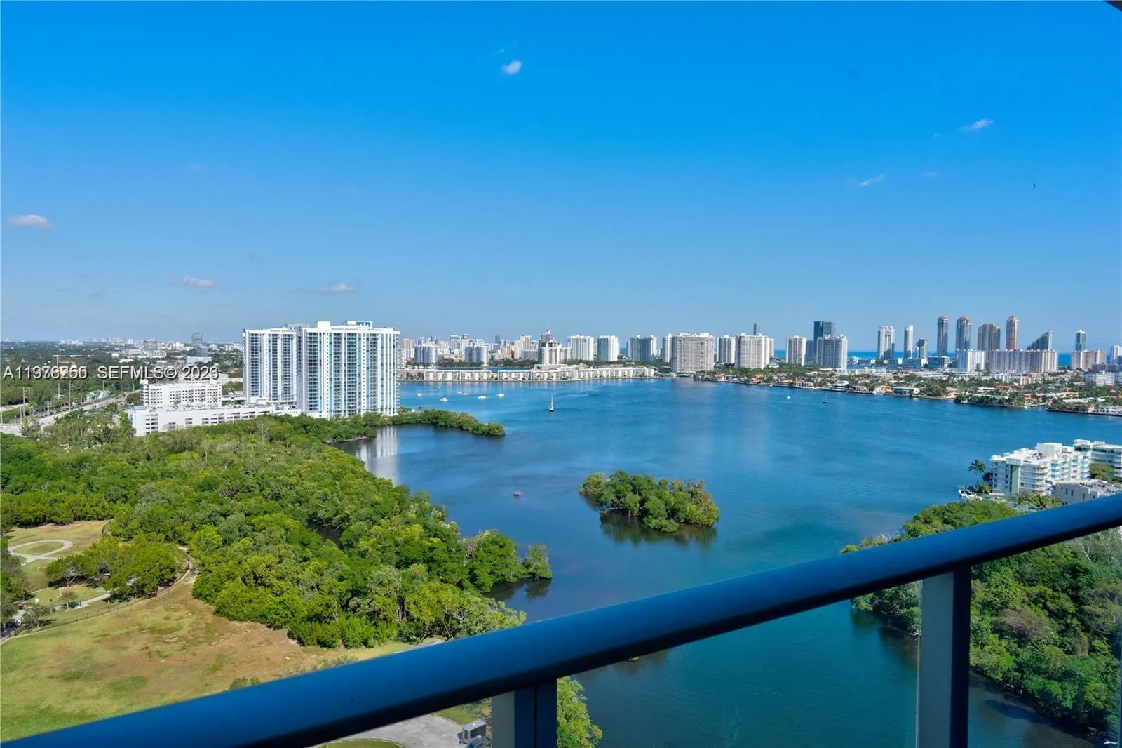 16385 Biscayne Blvd # 1102, North Miami Beach, FL 33160