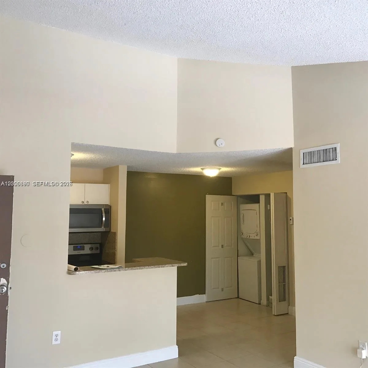 7200 NW 179th St # 302, Hialeah, FL 33015 photo 3