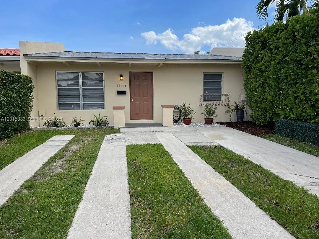 10112 SW 20th St, Miami, FL 33165