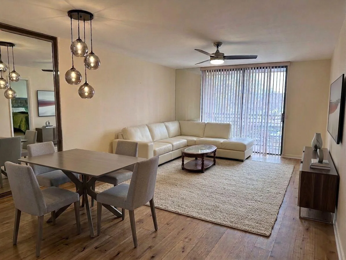 1101 Colony Point Circle # 220, Pembroke Pines, FL 33026