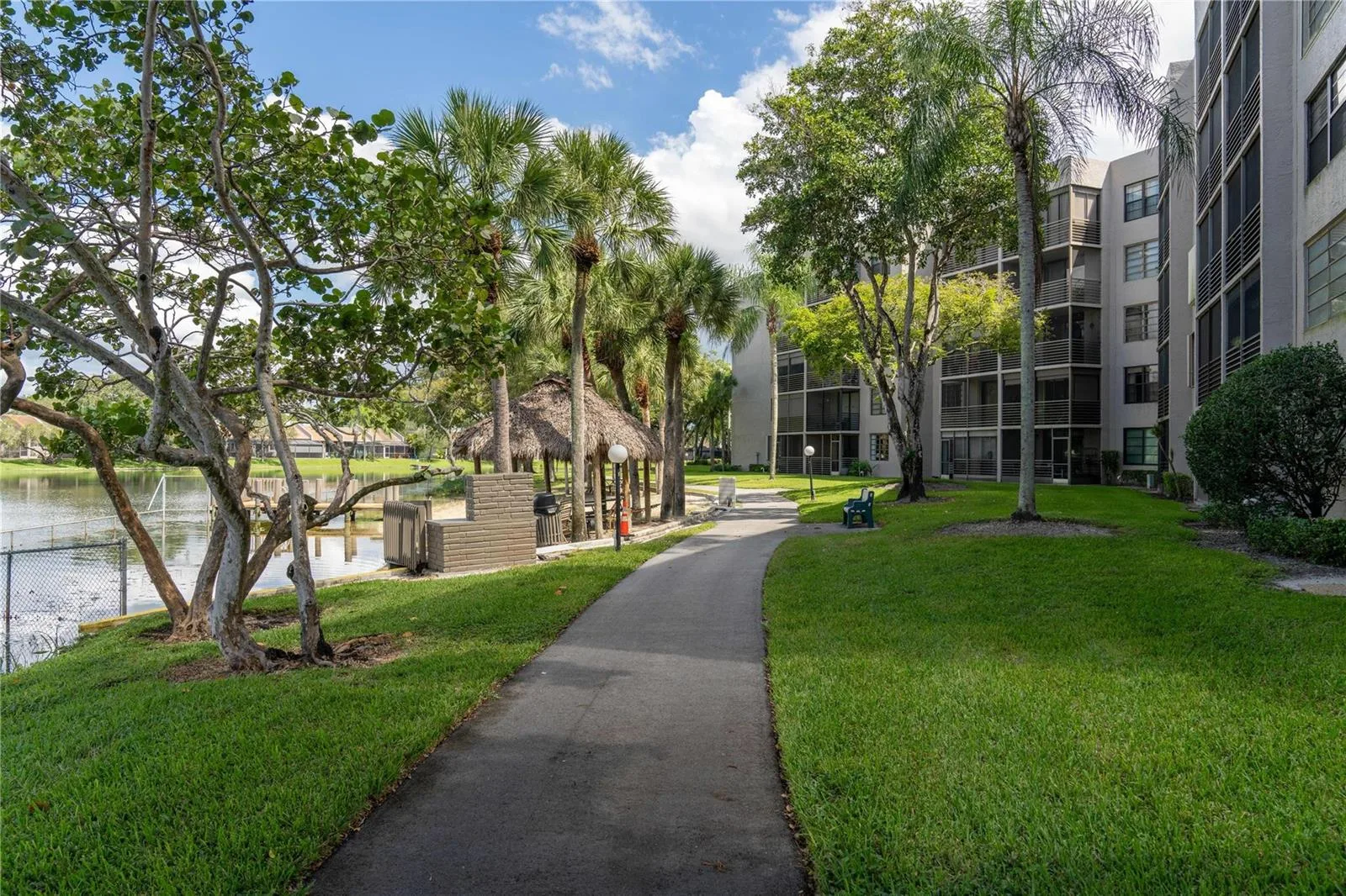1101 Colony Point Circle # 220, Pembroke Pines, FL 33026 photo 10