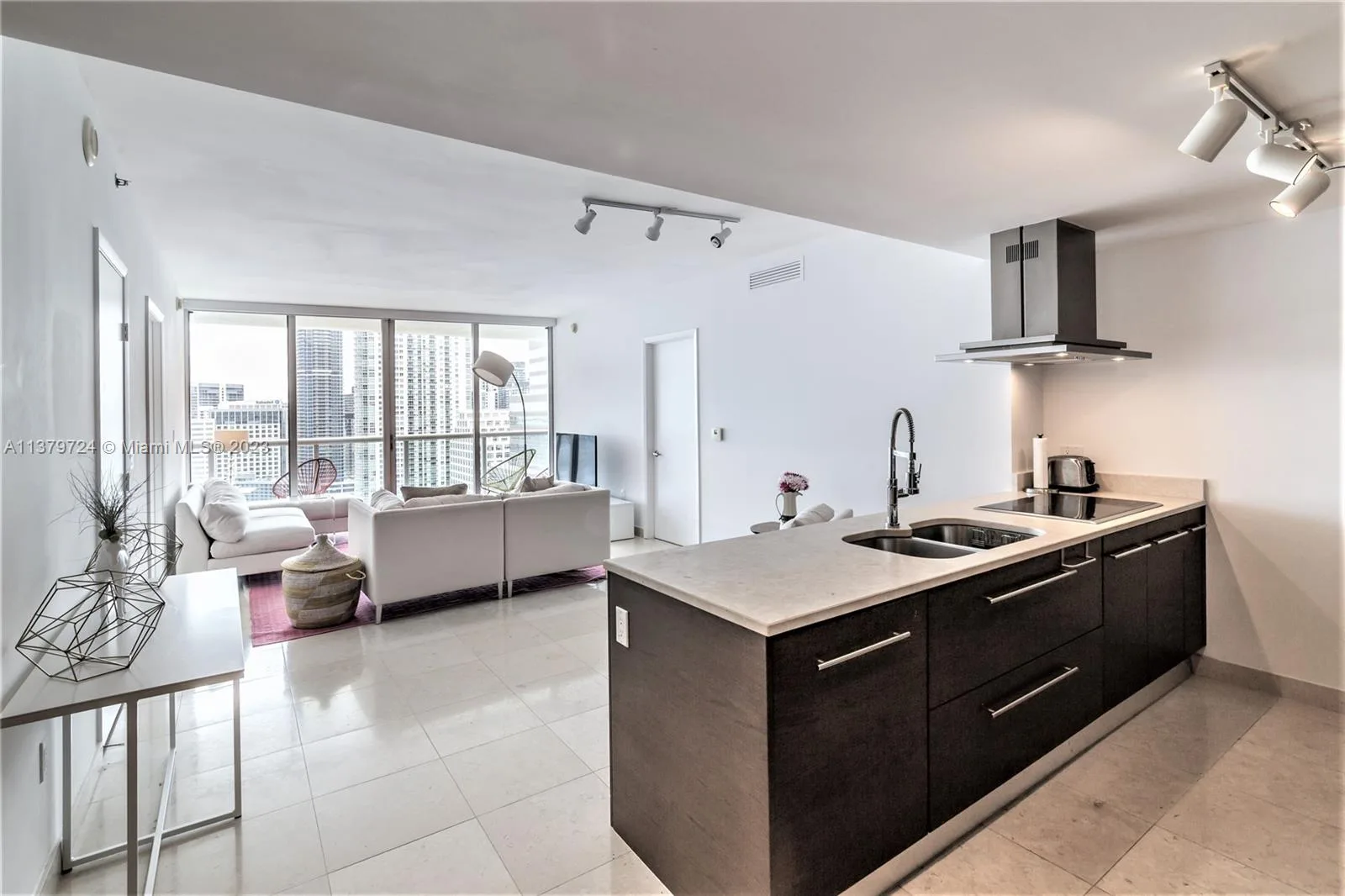 495 Brickell Ave # 3603, Miami, FL 33131 photo 6
