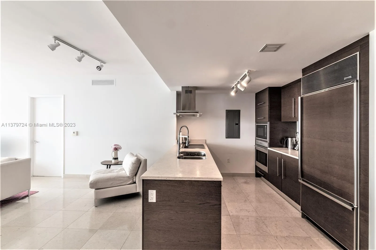 495 Brickell Ave # 3603, Miami, FL 33131 photo 8