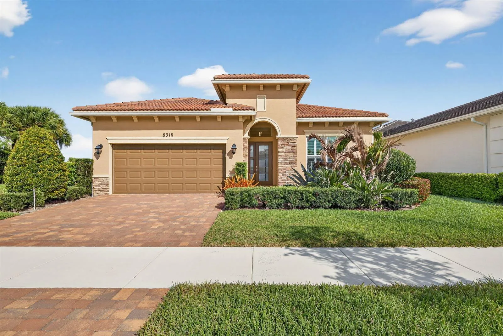9318 SW MIRACOLI Way, Port St. Lucie, FL 34987 photo 3