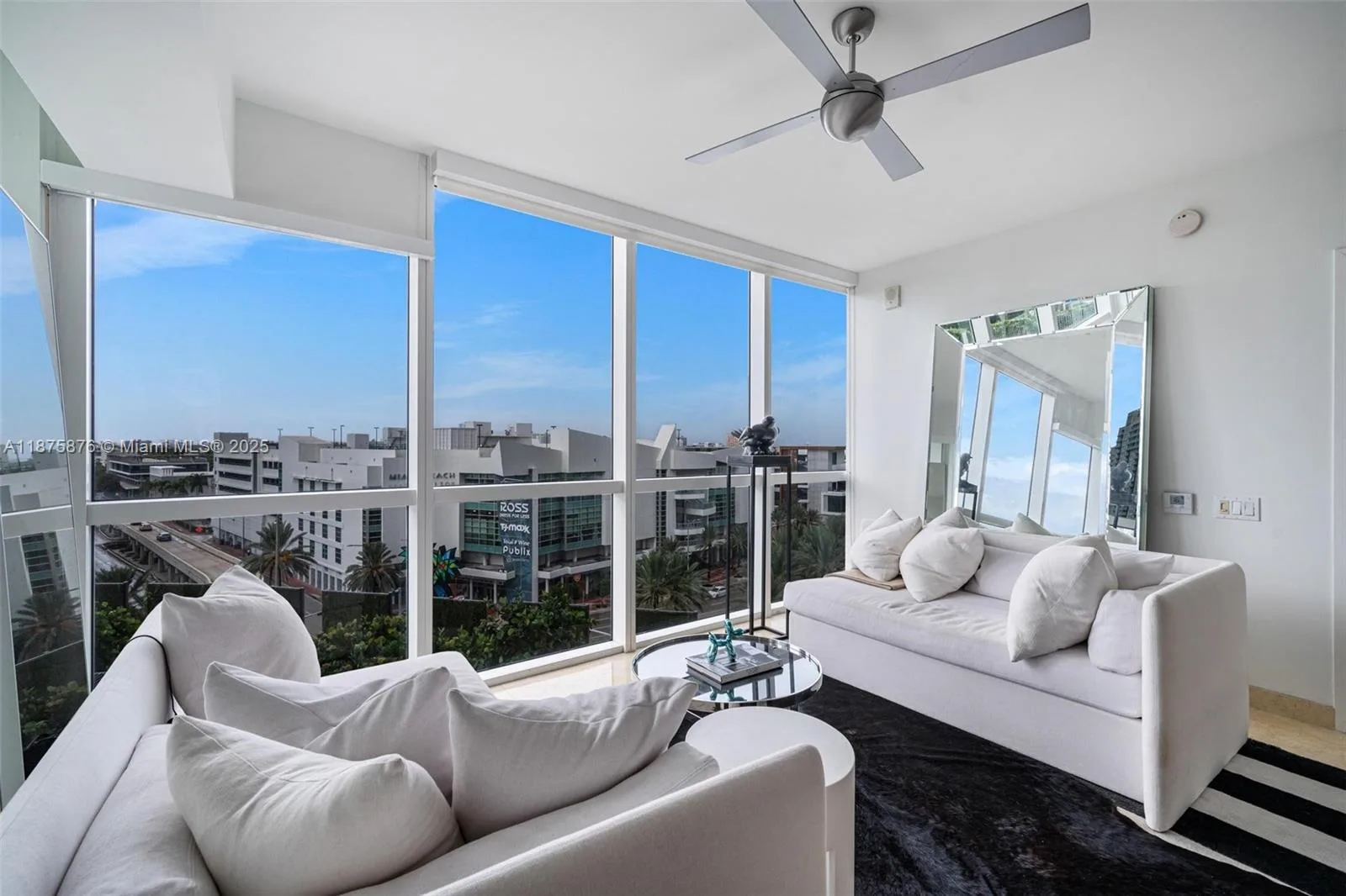 450 Alton Rd # 808, Miami Beach, FL 33139