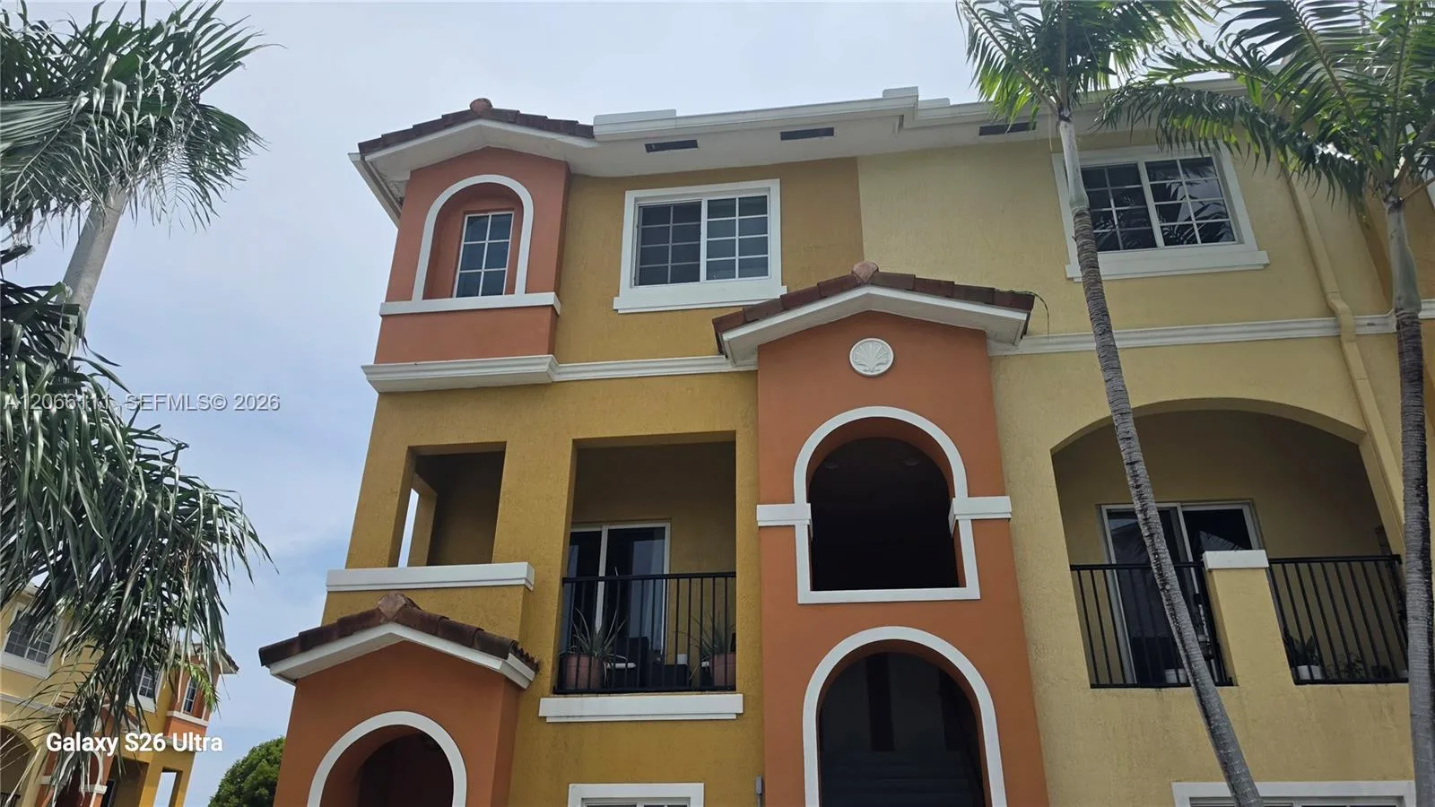 141 NW 2nd Ave # 2, Hallandale Beach, FL 33009