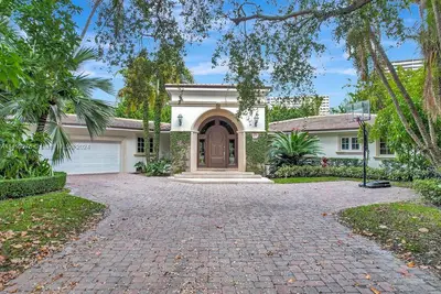 BAL HARBOUR RESIDENTIAL S