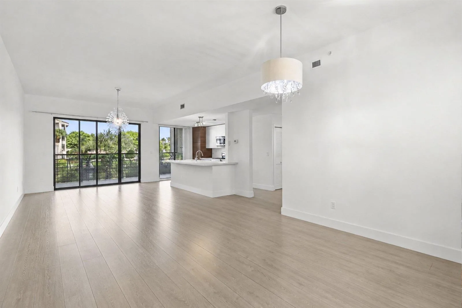 7535 La Paz Boulevard # 209, Boca Raton, FL 33433