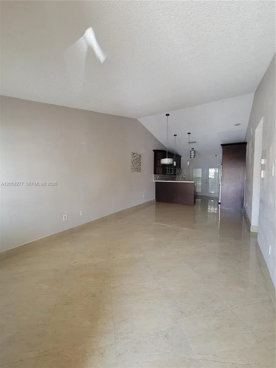 7191 W 24th Ave # 50-PH5, Hialeah, FL 33016 photo 3