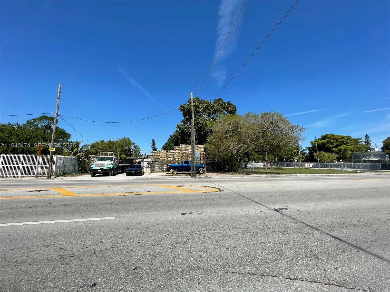 3021 NW 54th St, Miami, FL 33142 photo 3