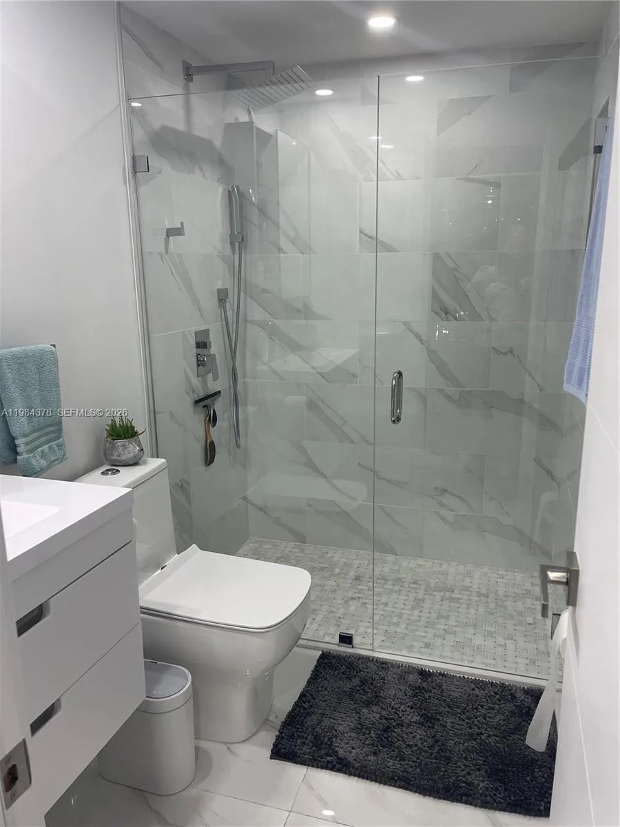 926 Michigan Ave # 3, Miami Beach, FL 33139 photo 13