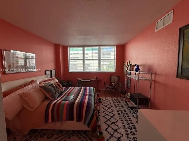 500 NE 29th St # 503, Miami, FL 33137