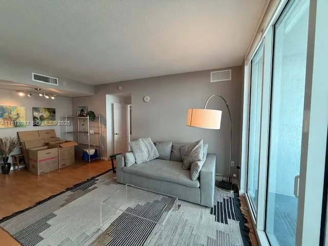 500 NE 29th St # 503, Miami, FL 33137 photo 4