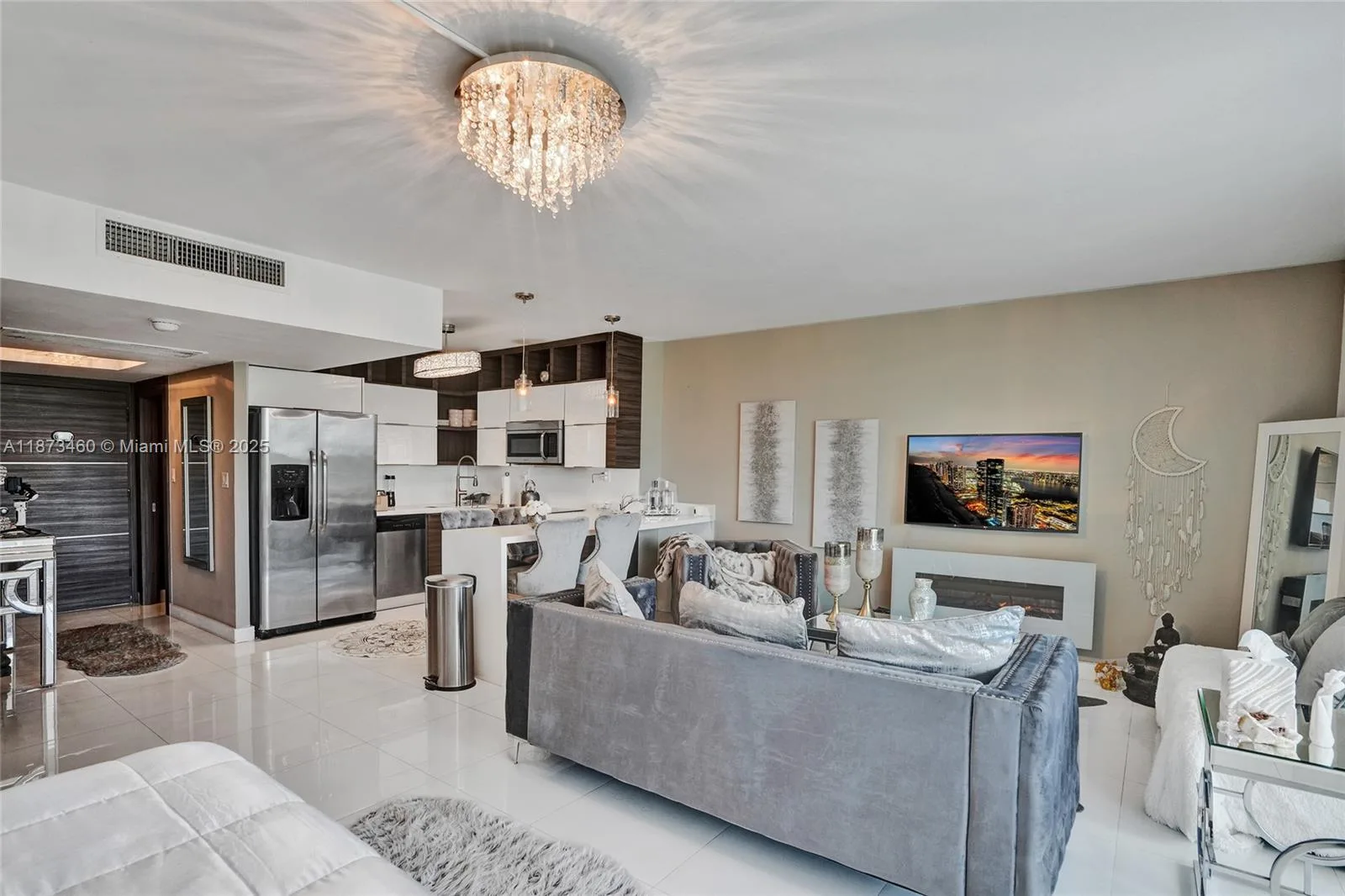 5401 Collins Ave # 424, Miami Beach, FL 33140 photo 11