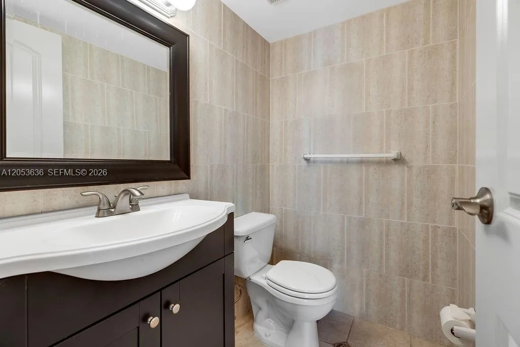 2625 Collins Ave # 702, Miami Beach, FL 33140 photo 8