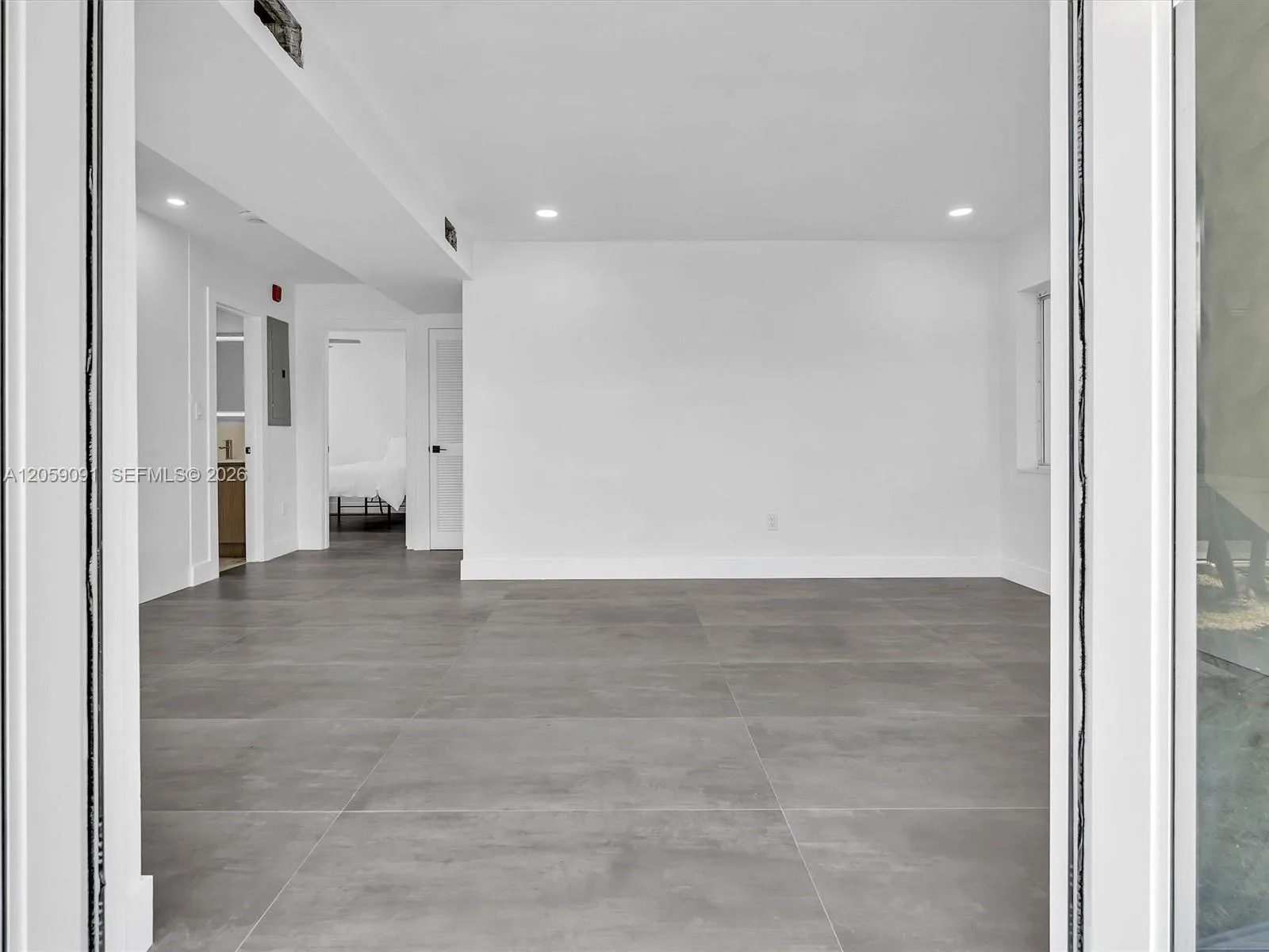 11900 N Bayshore Dr # 104, North Miami, FL 33181 — zdjęcie 4