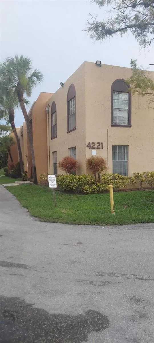 4221 NW 19TH Street NW # 296, Lauderhill, FL 33313 photo 2