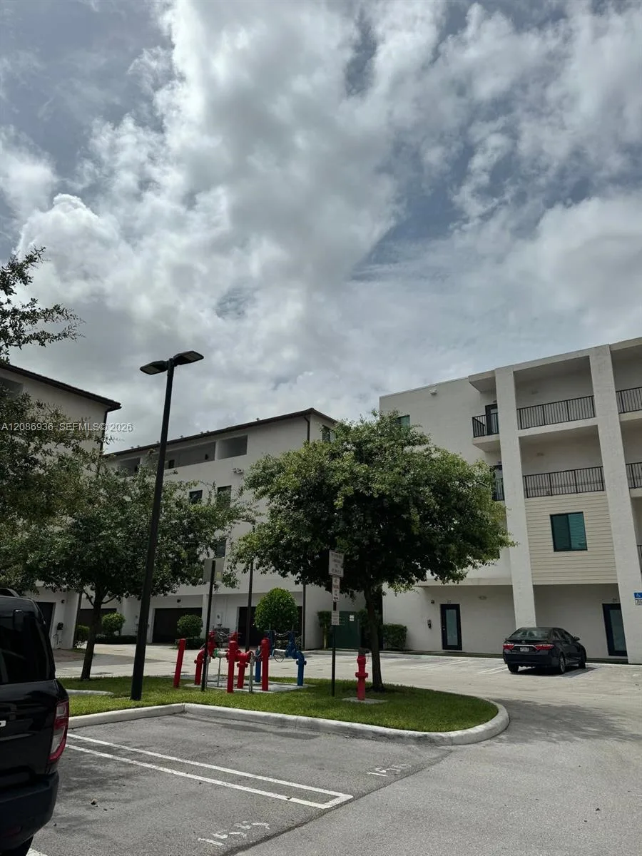 4725 NW 85th Ave # 44, Doral, FL 33166
