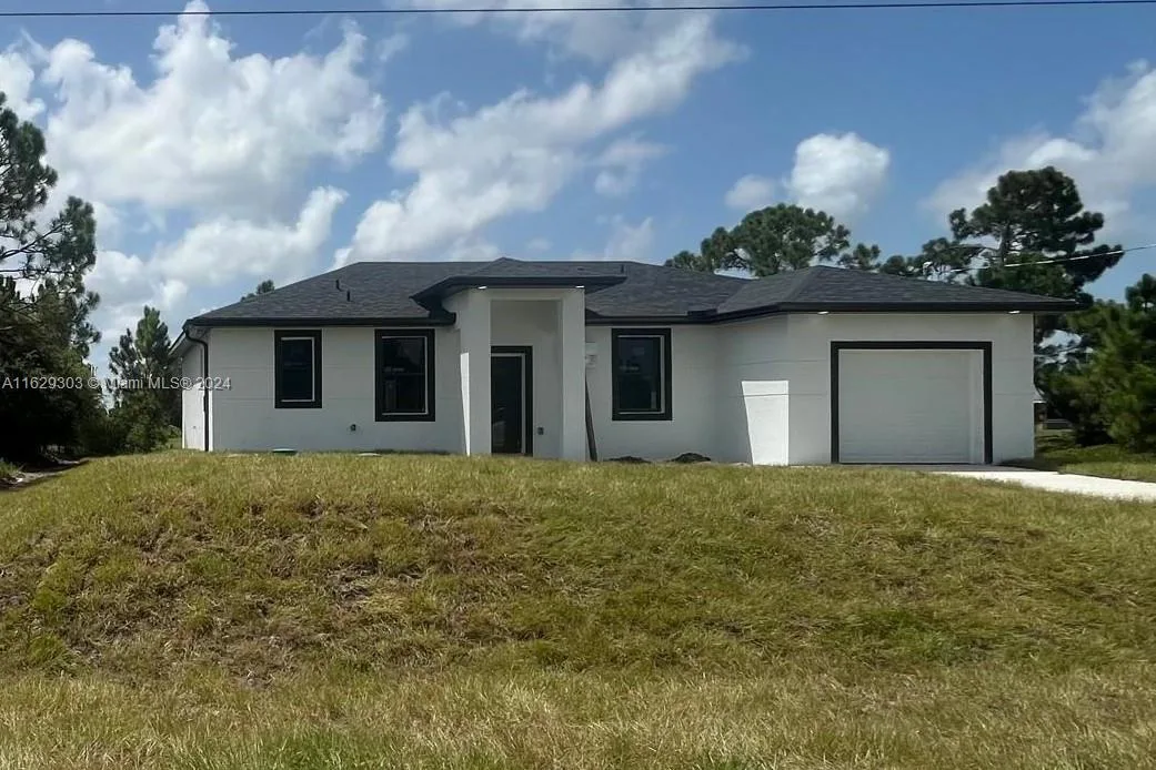 761 Andover Ave, Lehigh Acres, FL 33974