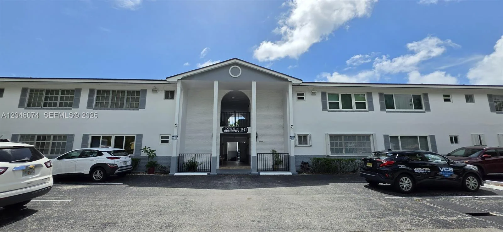 1431 S 14th Ave # 217, Hollywood, FL 33020 photo 2