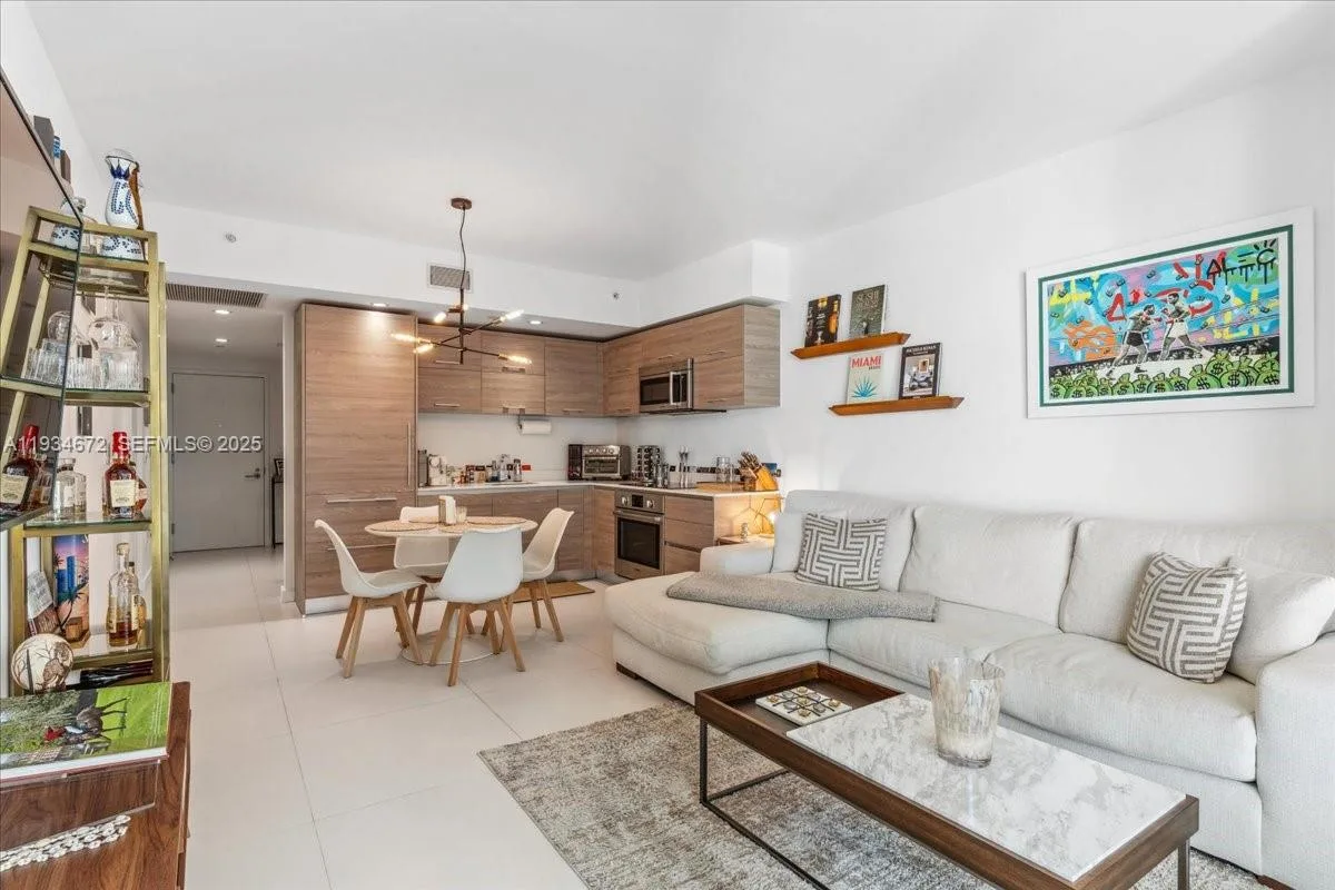 1300 S Miami Ave # 3008, Miami, FL 33130