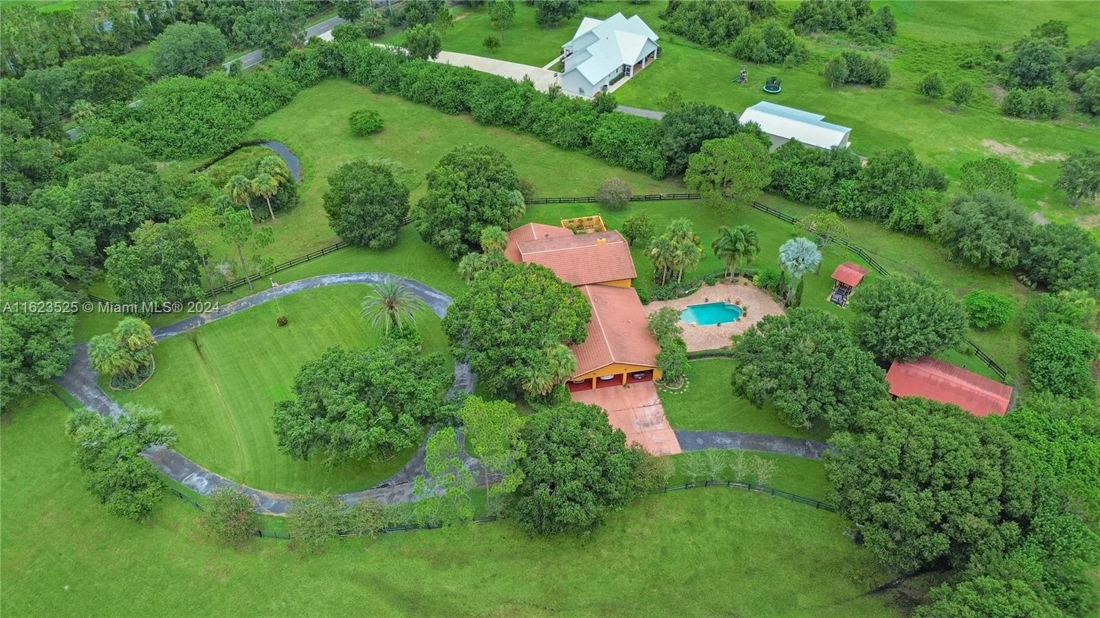 2110 NE 39th Blvd, Okeechobee, FL 34972 photo 3