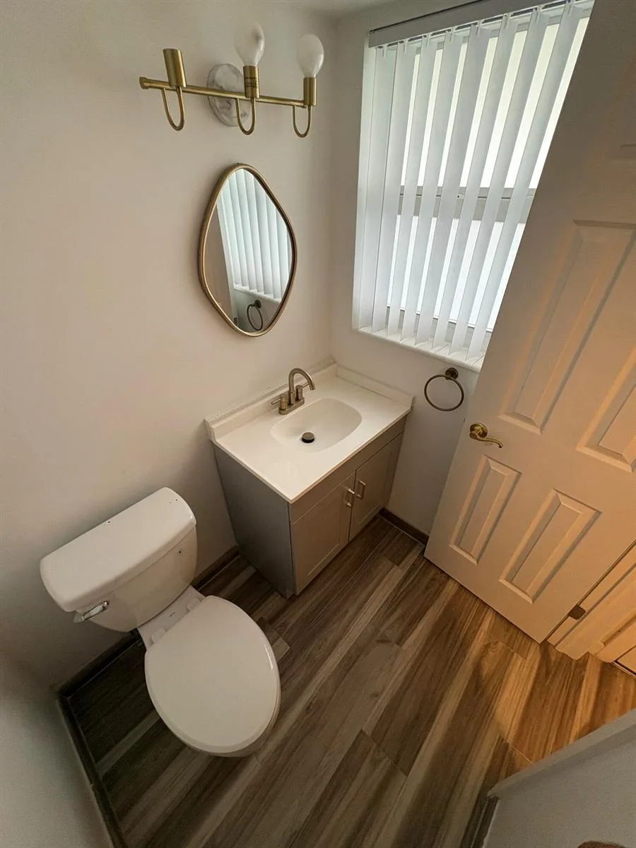 5701 NW 2ND Avenue # ONE, Boca Raton, FL 33487 photo 2