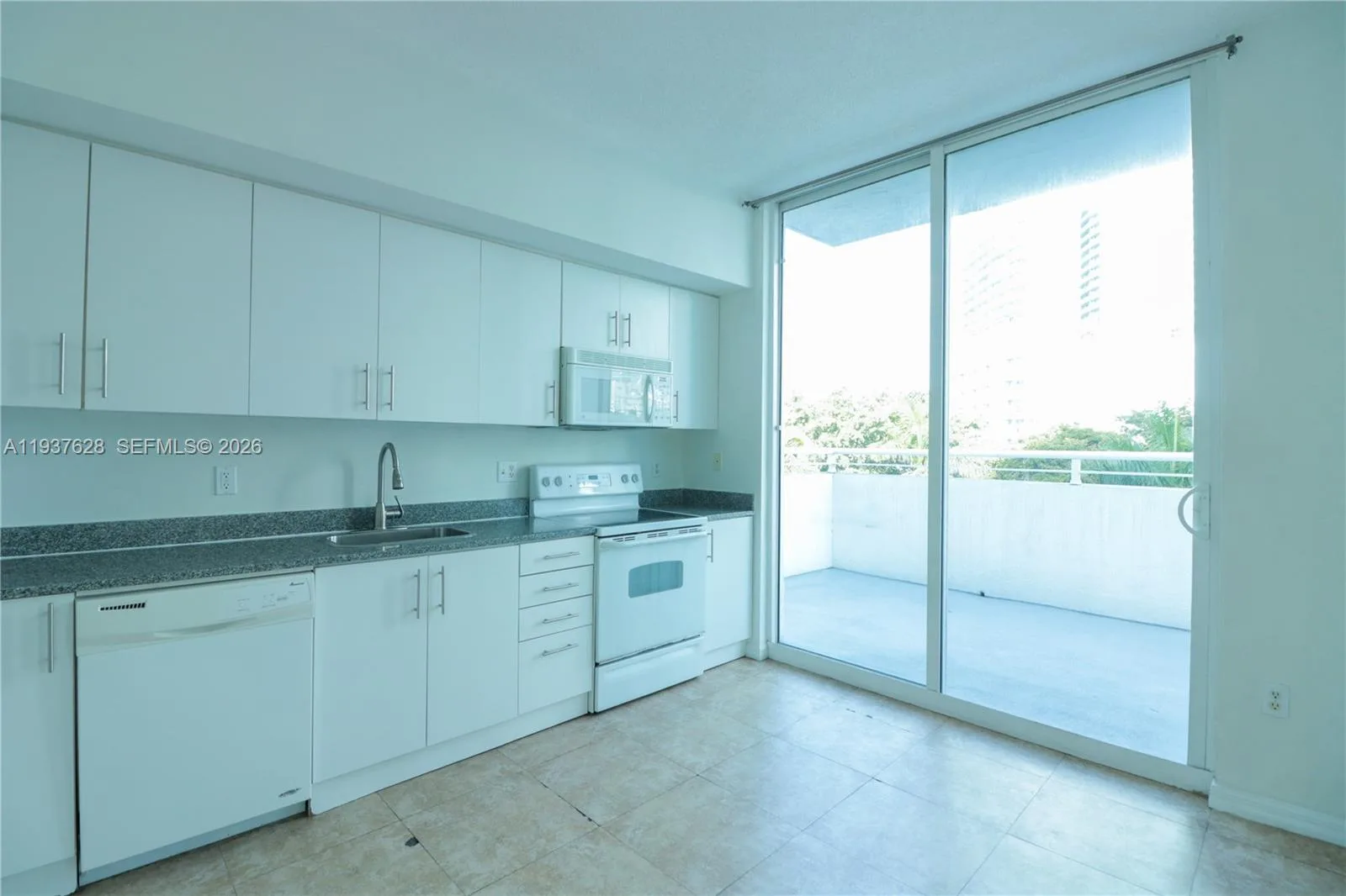 275 NE 18th St # 410, Miami, FL 33132 photo 4