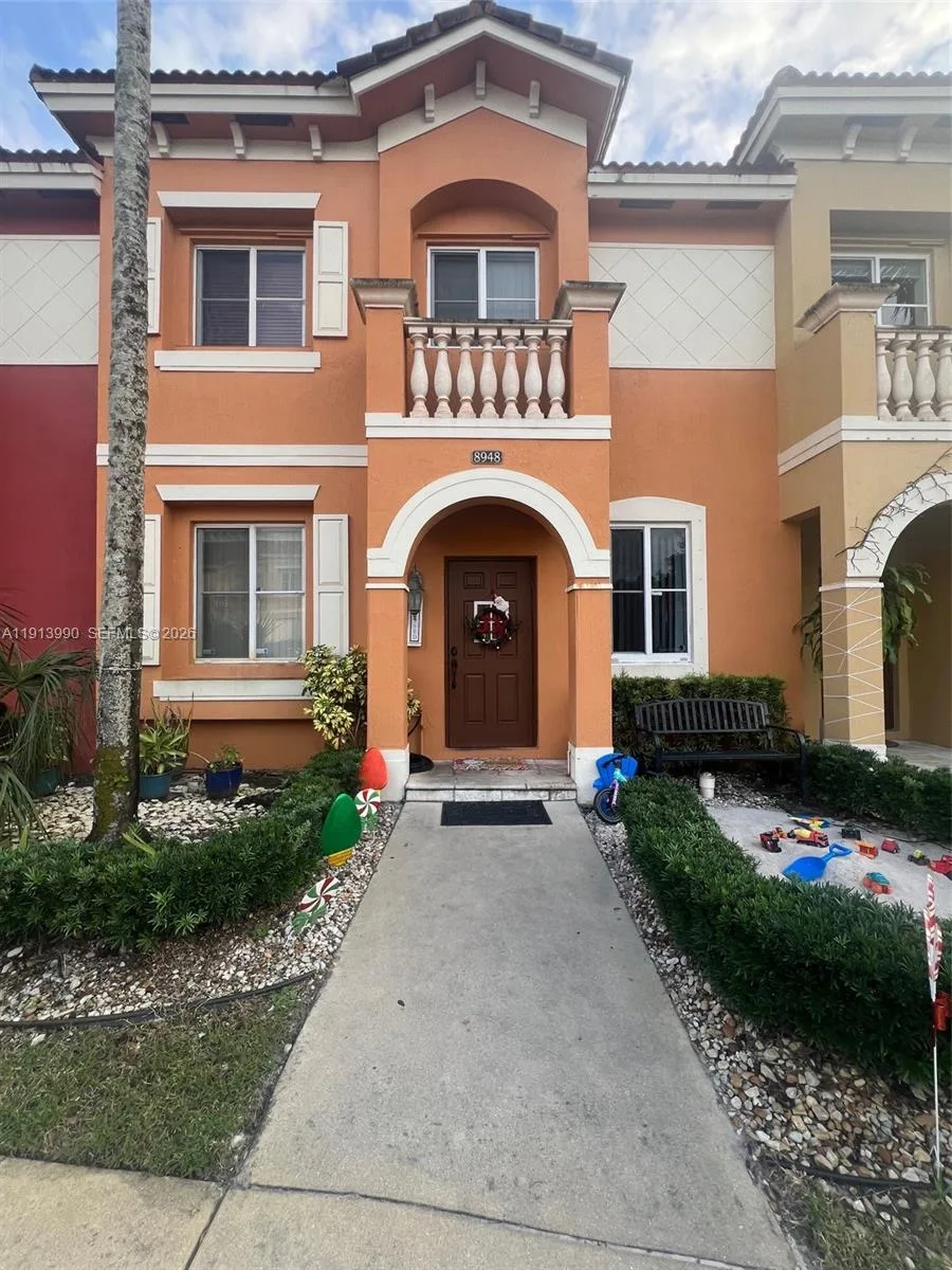 8948 SW 19th St # 909, Miramar, FL 33025