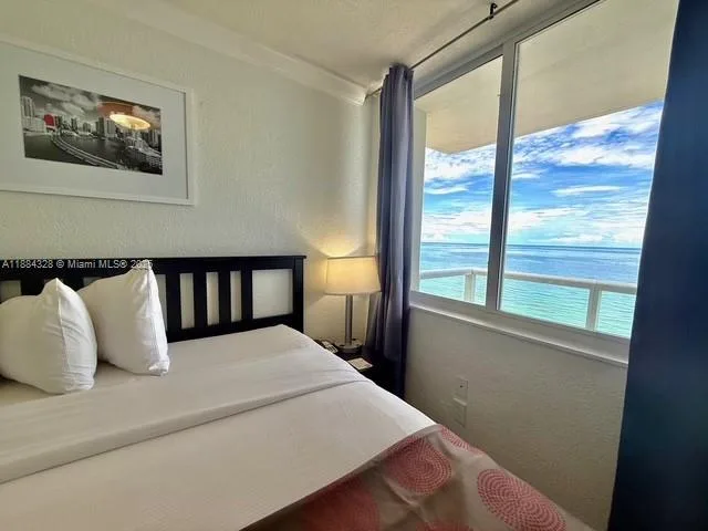19201 Collins Ave # 1016, Sunny Isles Beach, FL 33160 photo 10