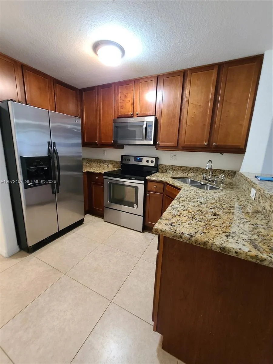 3071 Riverside Dr # 11, Coral Springs, FL 33065 photo 2