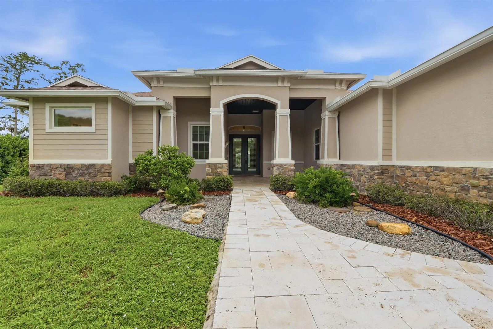 13063 Raymond Drive, FL 33470