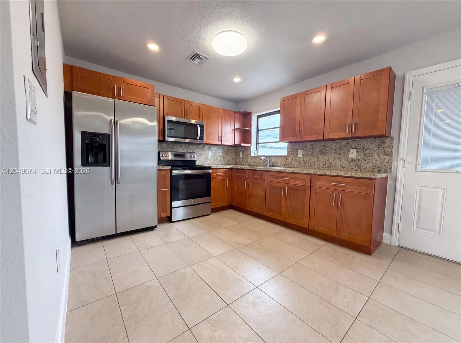8340 NW 22nd Pl, Miami, FL 33147 photo 2
