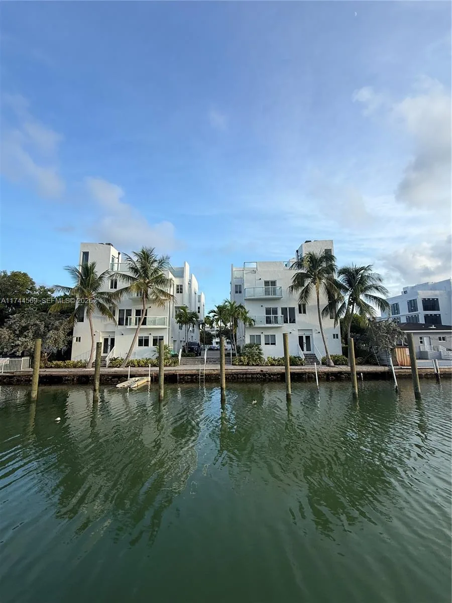 1985 Calais # 3, Miami Beach, FL 33141 photo 4