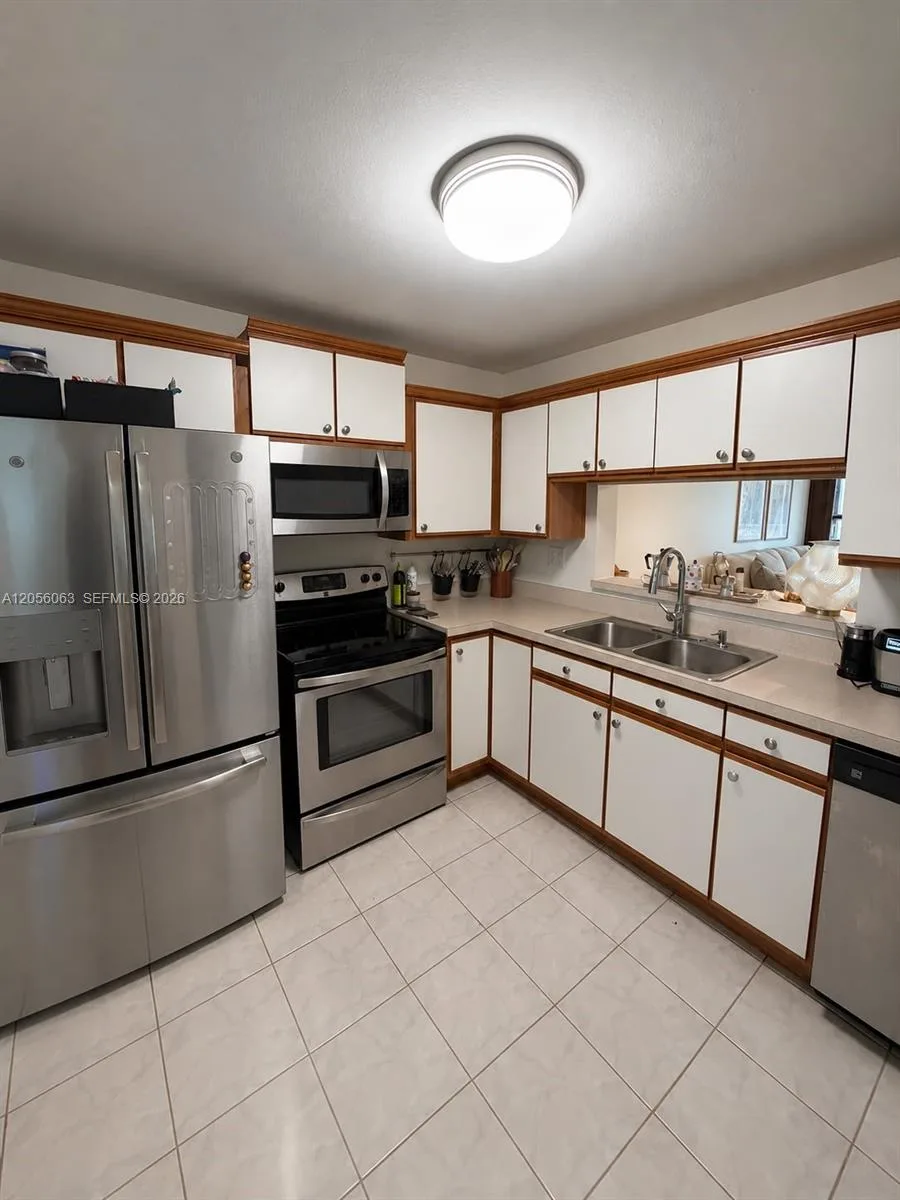 10875 SW 112th Ave # 303, Miami, FL 33176 photo 7